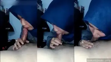 ABG Polos Cicip Kontol Perdana Ngemut Sampe Muncrat